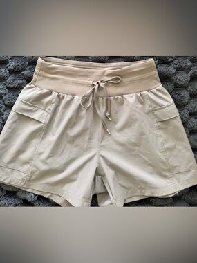 Lululemon Drawstring Waist Cargo Shorts in Light Beige